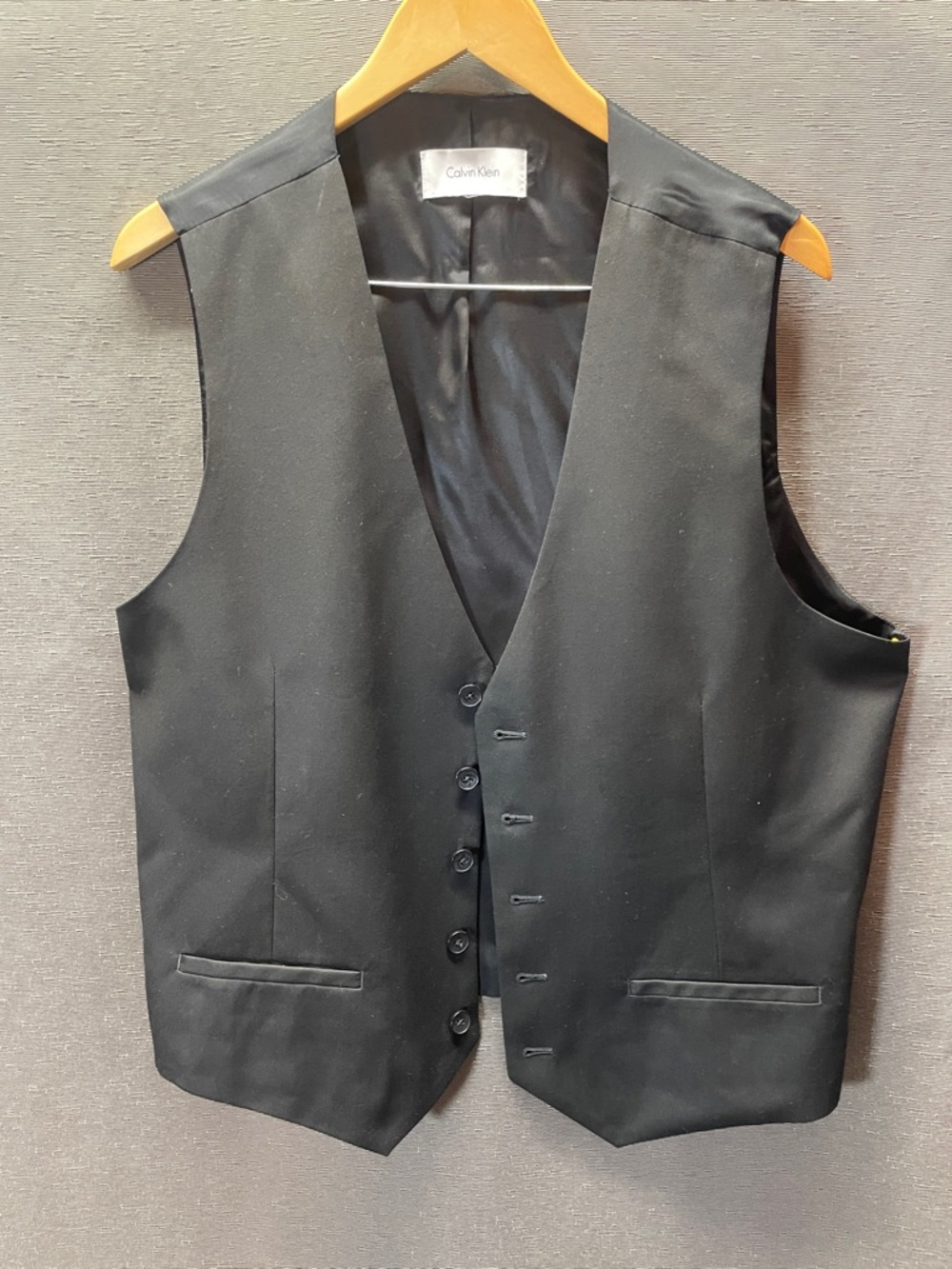 Calvin Klein Men's Black Tailored Dress Vest‎